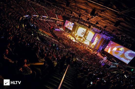 湖北电竞选手盘点 Uzi厂长JKL齐聚全明星舞台